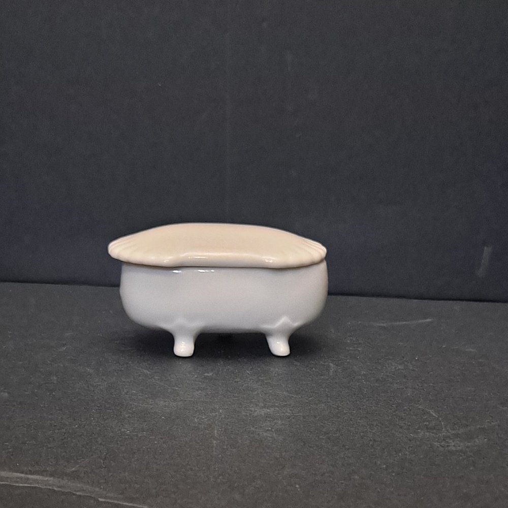 MARYLAND CHINA TRINKET DISH